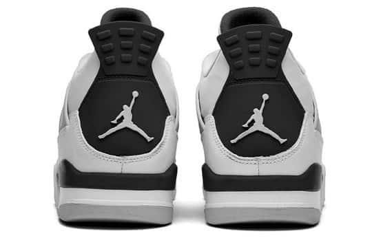Air jordan 4 “Military Black”