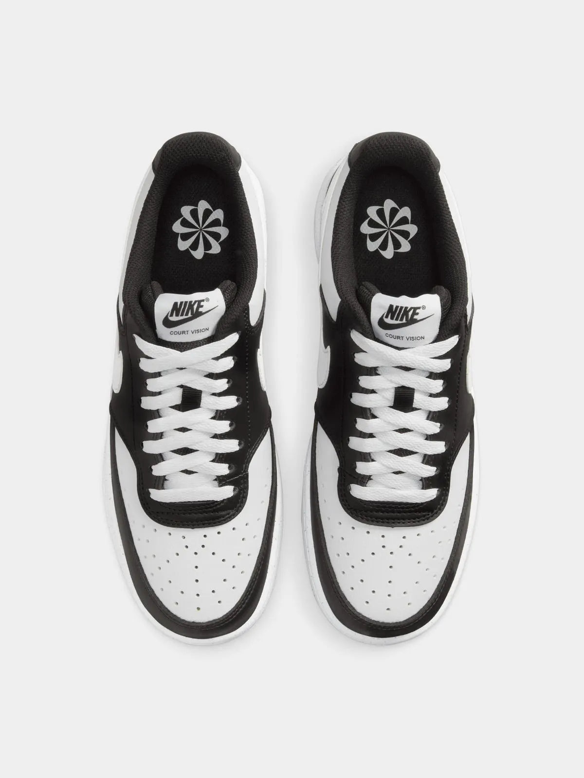 Nike Womens Gamma Force White/Phantom Sneakers