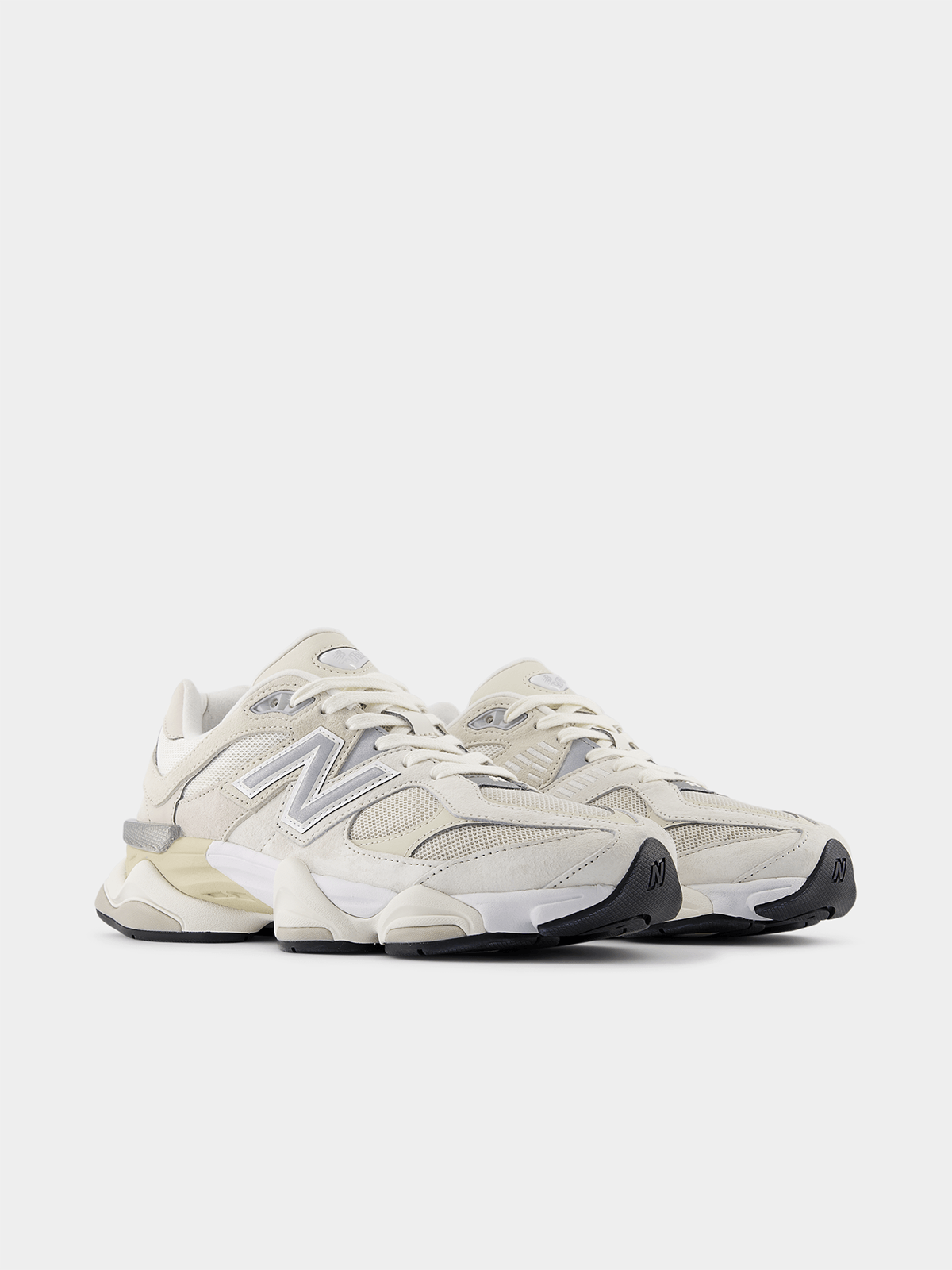 New Balance Women's 9060 Sea Salt Sneaker